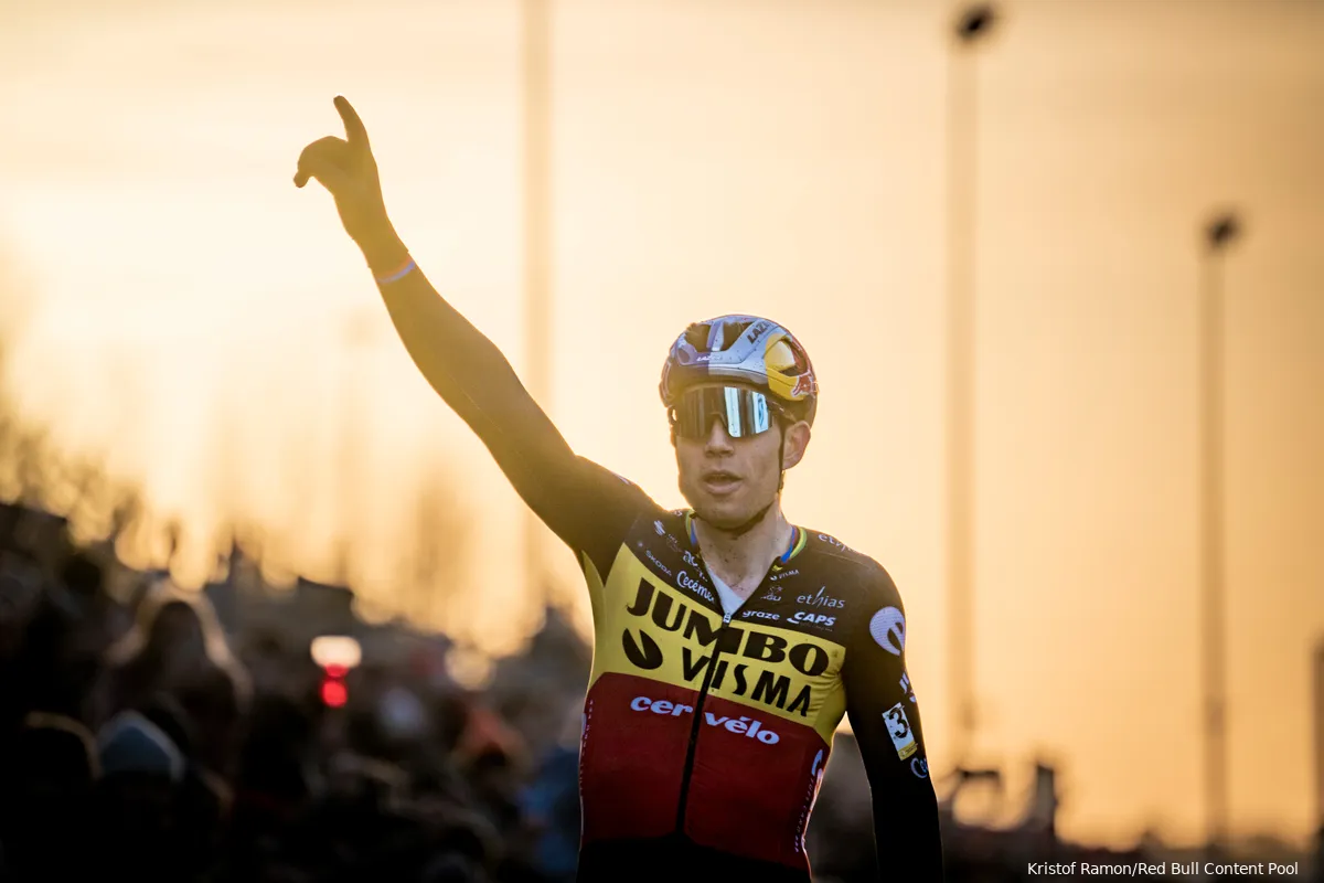 Terugkeer Pidcock kwam Van Aert niet slecht uit: 'Daardoor had Mathieu nog later door dat ik al had aangezet'