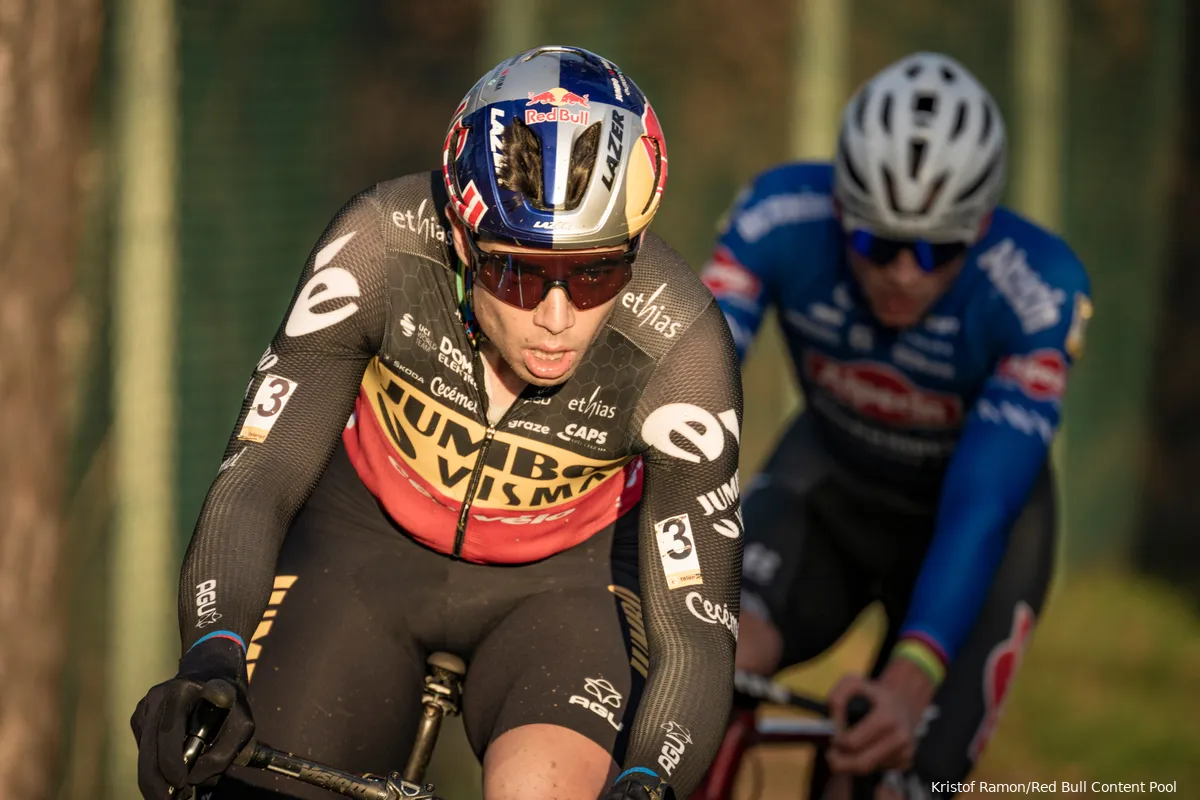 wout van aert mathieu van der poel 1