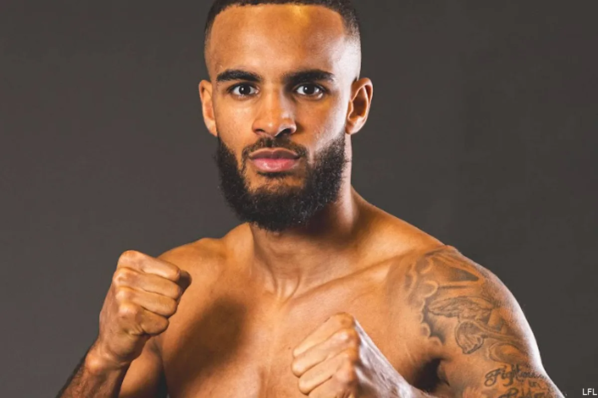 Ex-Glory-kampioen Beztati wint opnieuw in MMA: “laat tegenstander kansloos”