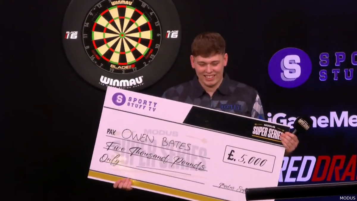 Owen 'The Master' Bates agrees new longterm deal with Loxley Darts