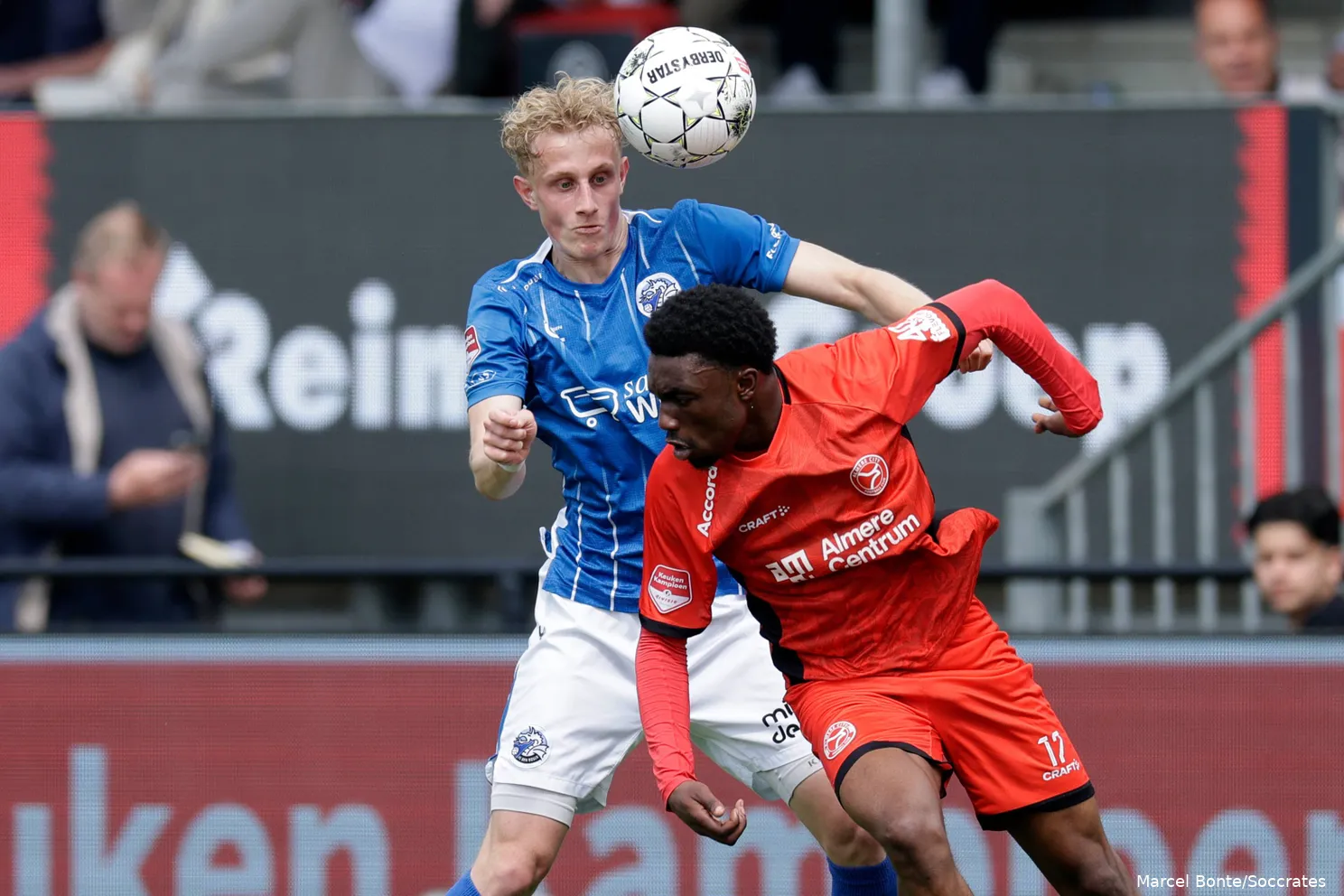 mees-laros-emanuel-poku-den-bosch-almere-city