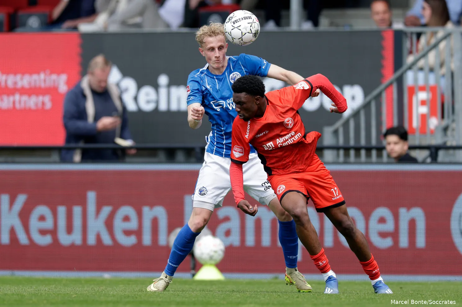 mees-laros-emanuel-poku-den-bosch-almere-city-fc