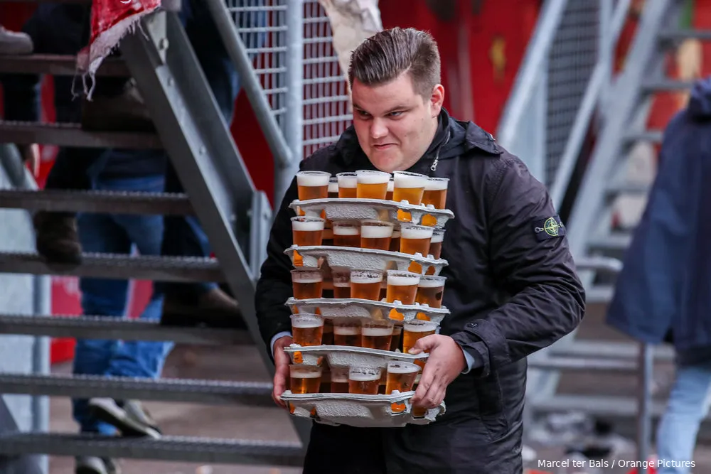 bierstapelaar roetgering fc twente supporter willem ii 2021