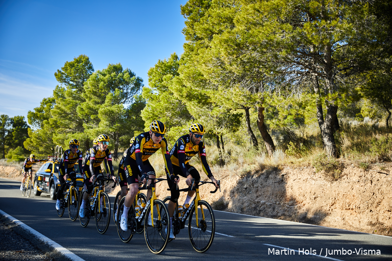 IDL Neo | David Dekker kruist degens met de wereldtop in UAE: 'Mooiste wat er is'