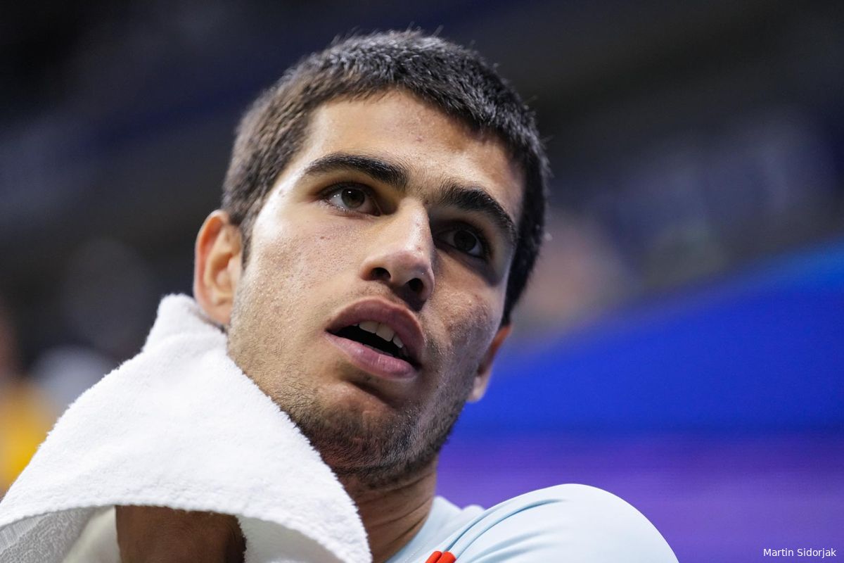 World no. 1 Carlos Alcaraz withdraws from 2023 Australian Open due to an injury