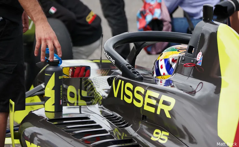 Visser zoekt uitdaging op Nürburgring: 'Voor het eerst in lange tijd niet hoeven vliegen'