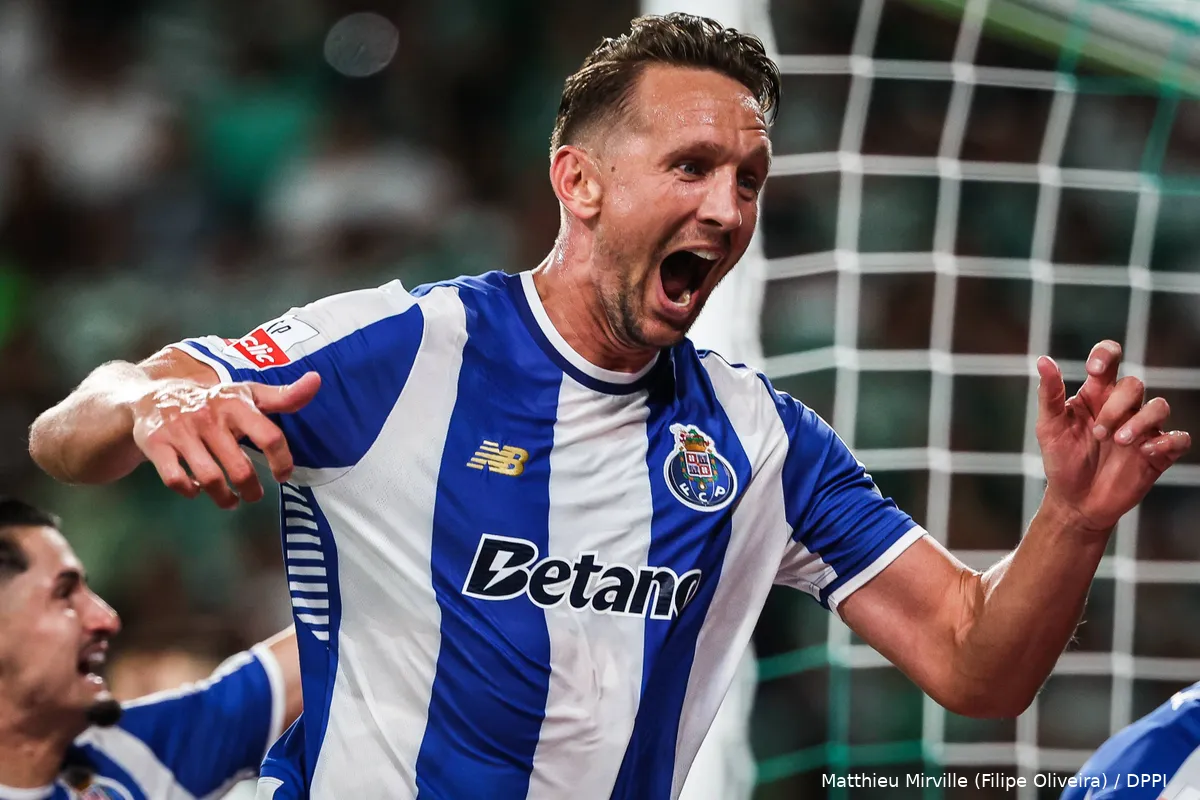 luuk-de-jong-doelpunt-fc-porto-2025