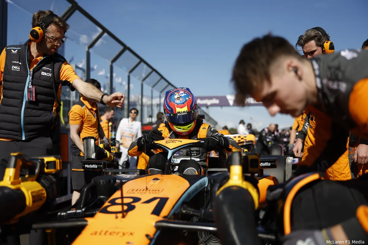 lando norris oscar piastri mclaren