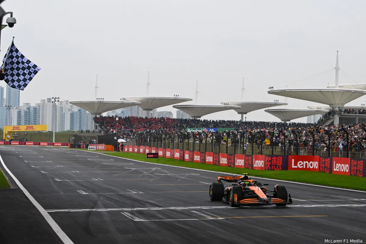 lando norris vlag mclaren china 2024
