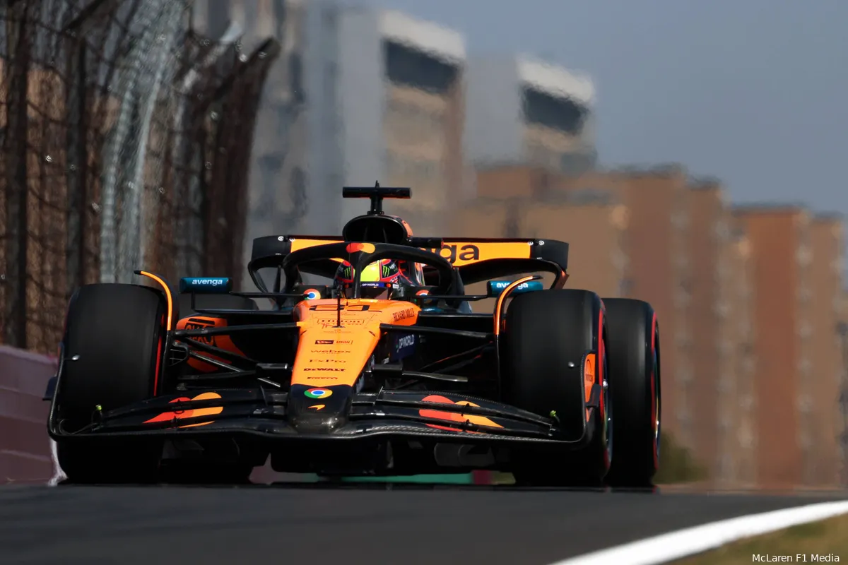 mclaren oscar piastri shanghai china zaterdag 2025