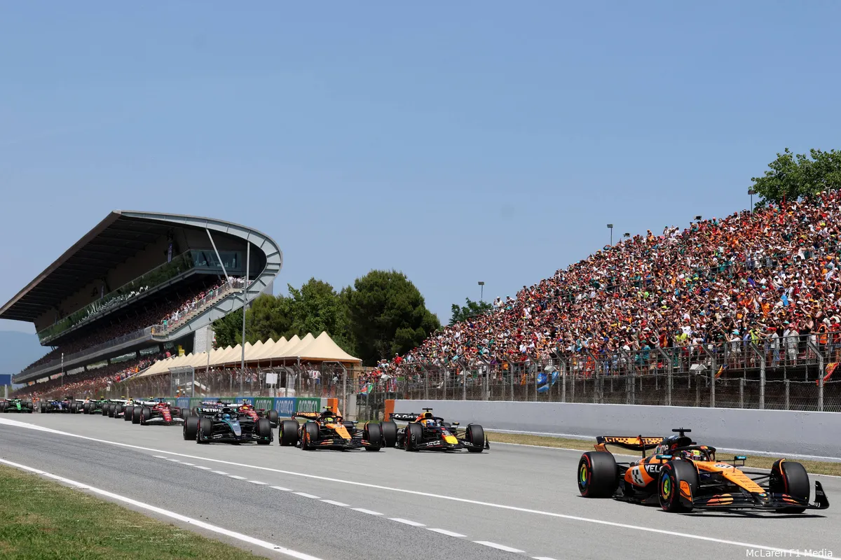 oscar piastri mclaren gp spanje 2025 zondag lando norris max verstappen