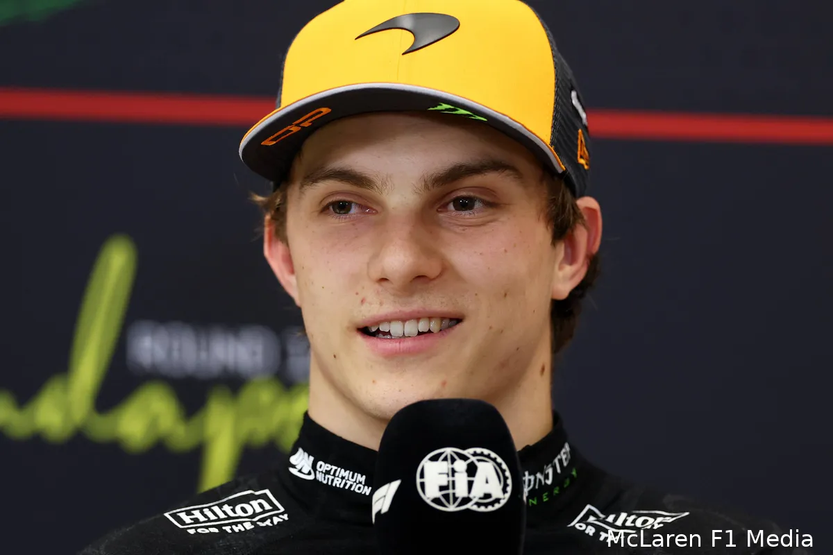 mclaren-oscar-piastri-gp-hongarije-zaterdag-2025-15