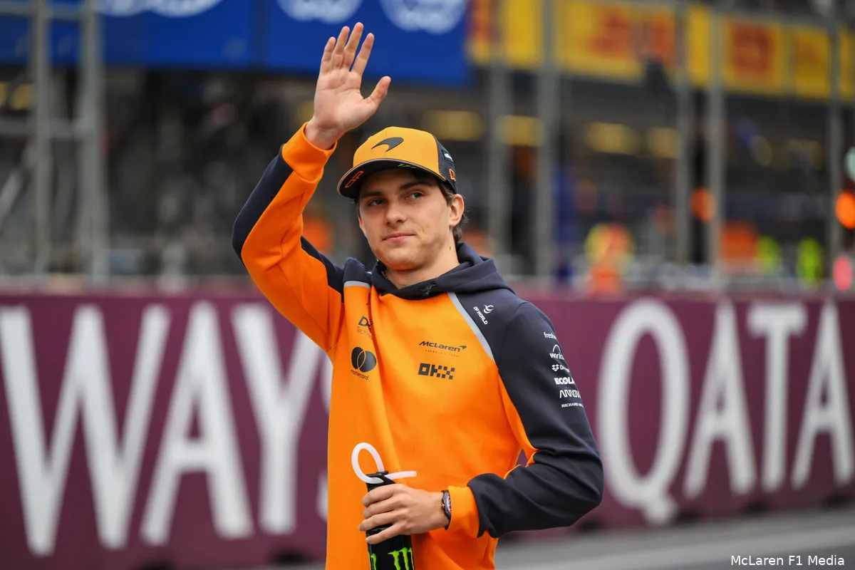 oscar-piastri-mclaren-gp-azerbeidzjan-2025-zondag-4