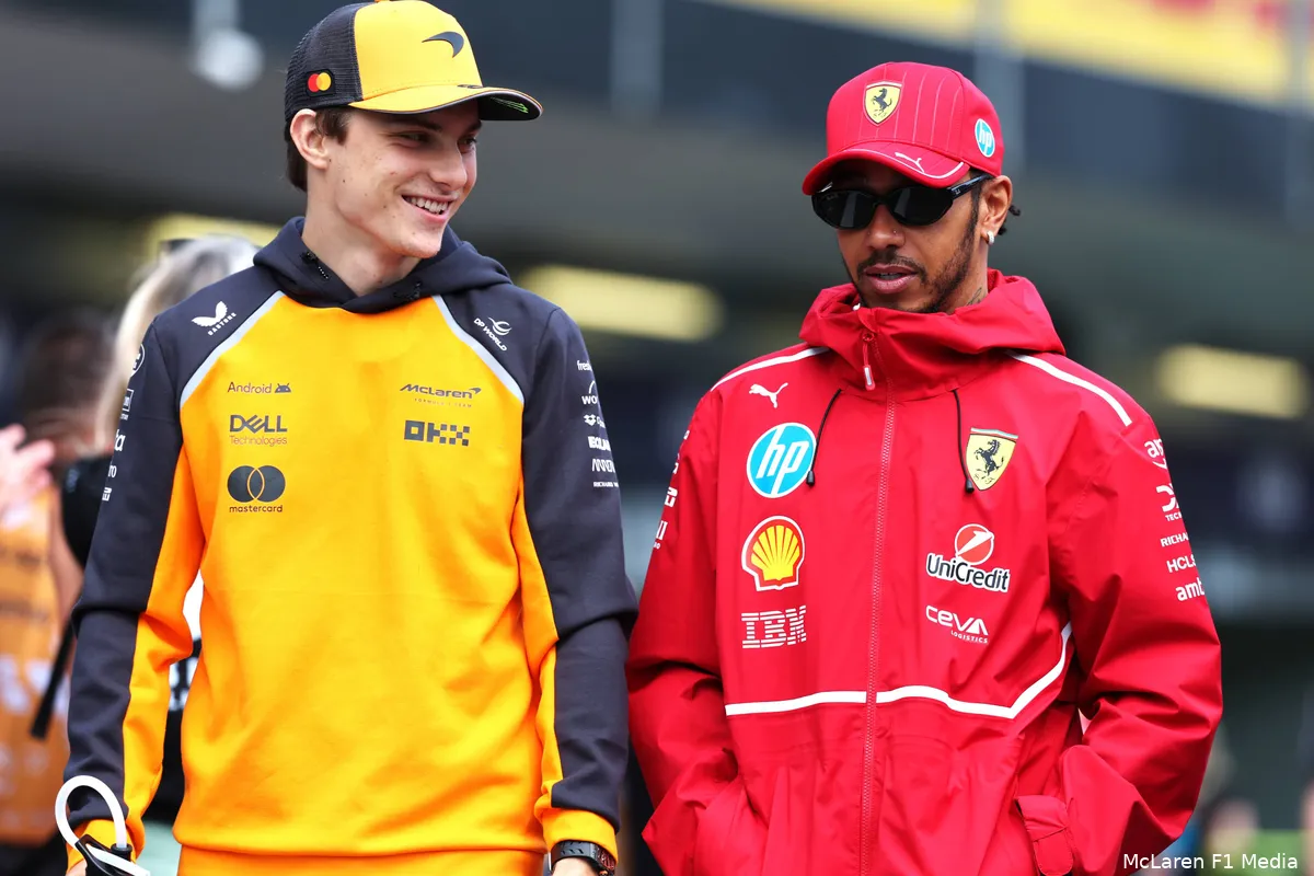 oscar-piastri-mclaren-gp-azerbeidzjan-2025-zondag-lewis-hamilton-ferrari-2