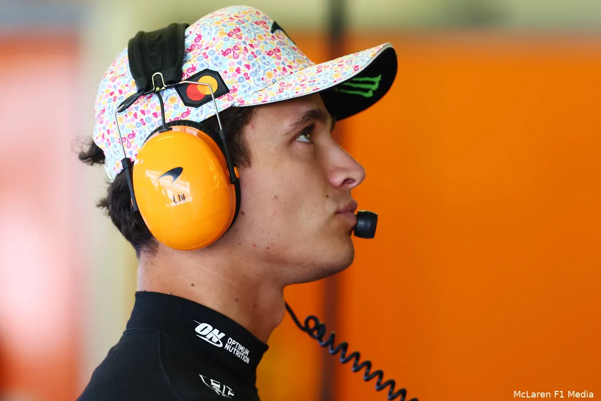 lando-norris-mclaren-mexico-zaterdag-2025