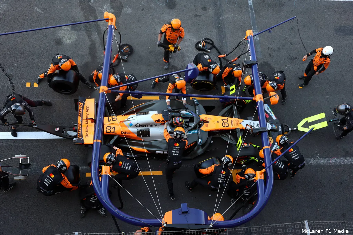 oscar-piastri-mclaren-mexico-zondag-2025