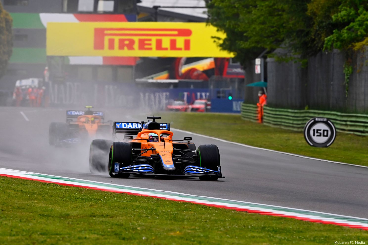 Waarom Ricciardo al in zijn tweede race voor McLaren aan de kant moest voor Norris