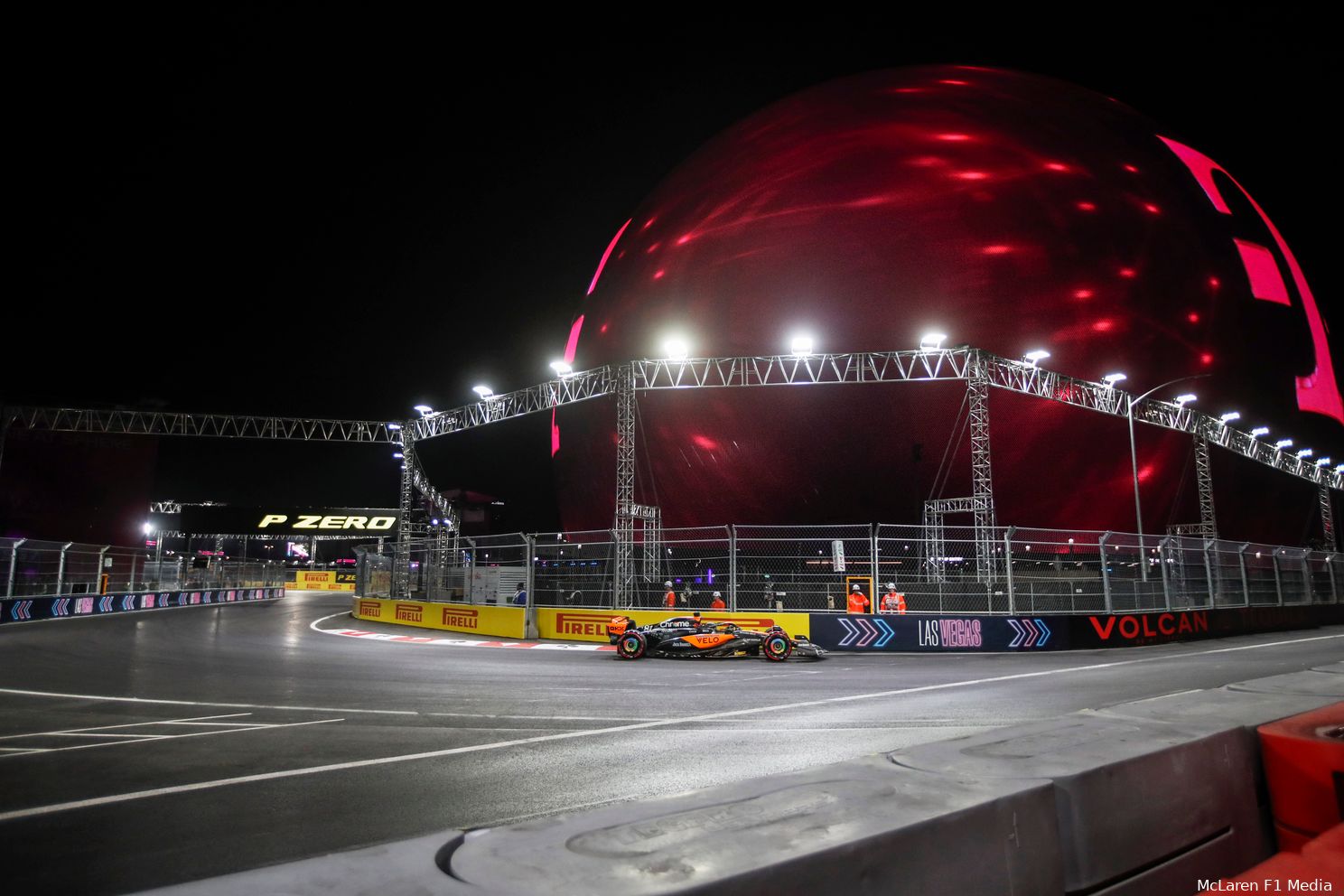 lando norris mclaren lasvegas oscar piastri