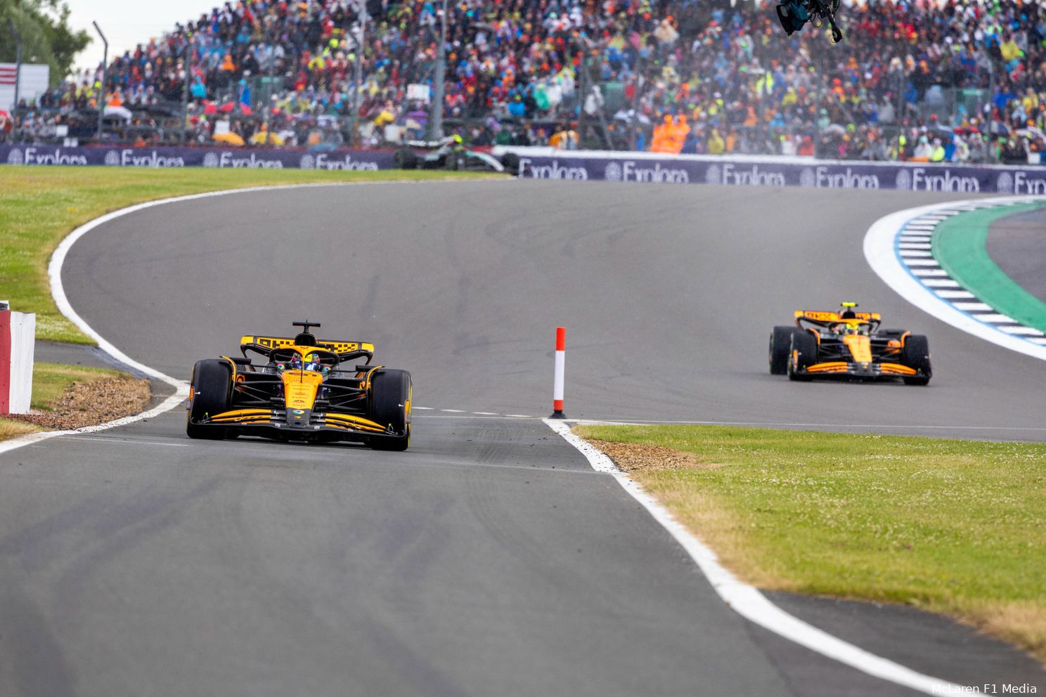 lando norris mclaren racedag silverstone 2024 oscar piastri