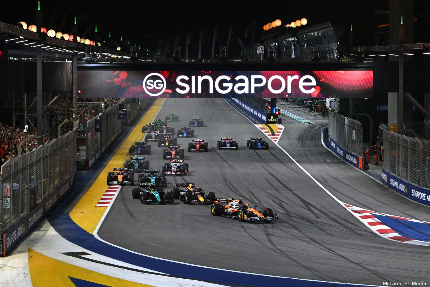 mclaren lando norris max verstappen lewis hamilton george russell singapore gp zondag 2024 3