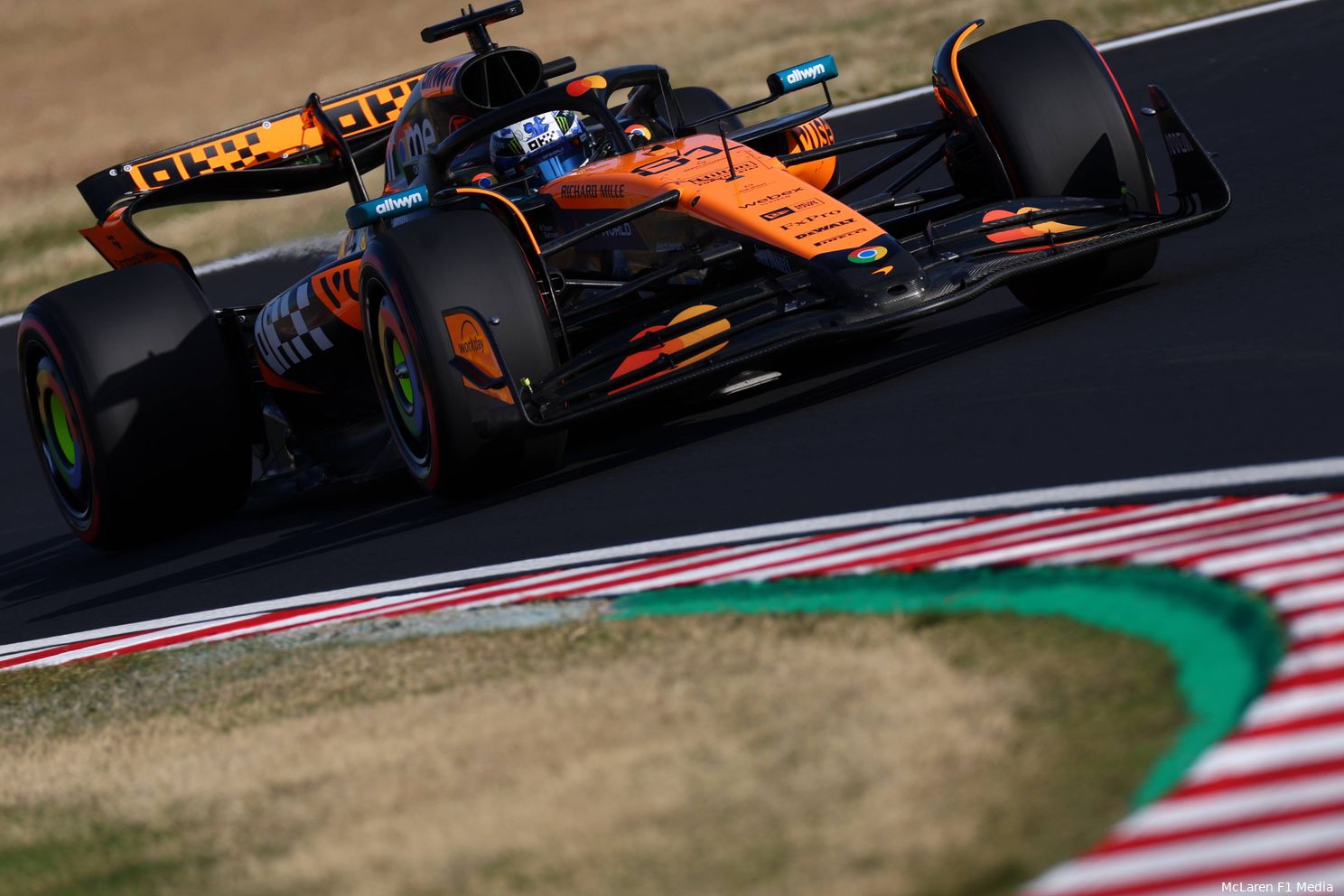 Hulde vanuit het kamp van McLaren: 'Petje af voor Verstappen'