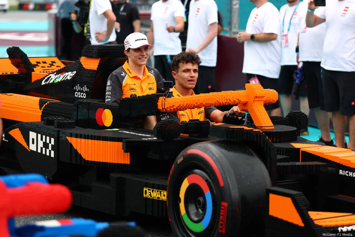 lando norris oscar piastri lego mclaren 2025 miami