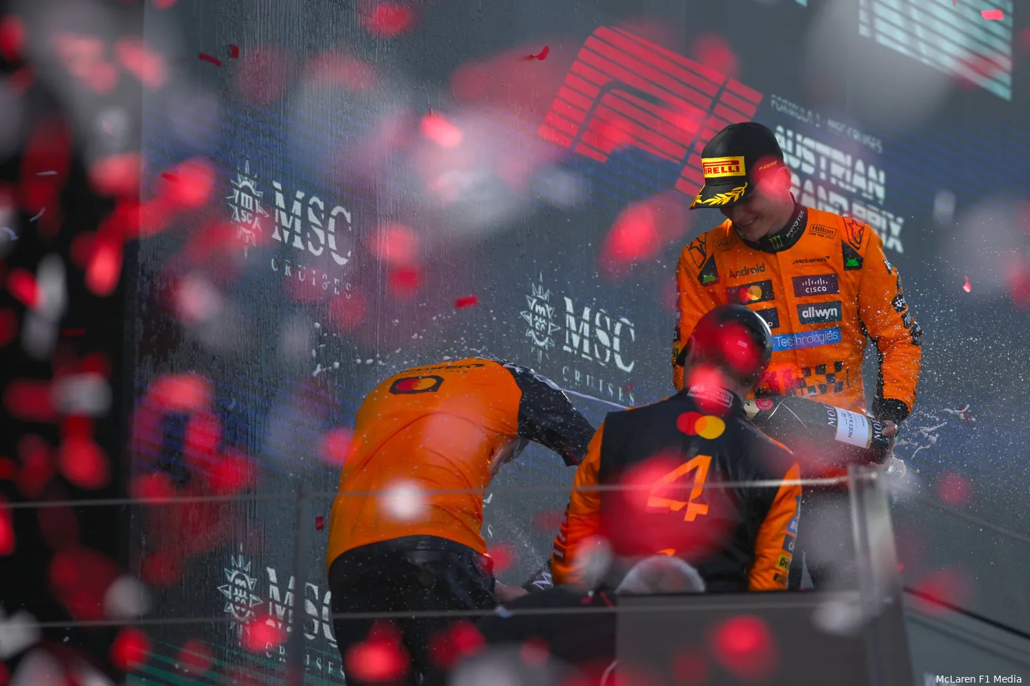 Hughes zag voordeel voor McLaren op alle vlakken: ‘Er was geen Max Verstappen'