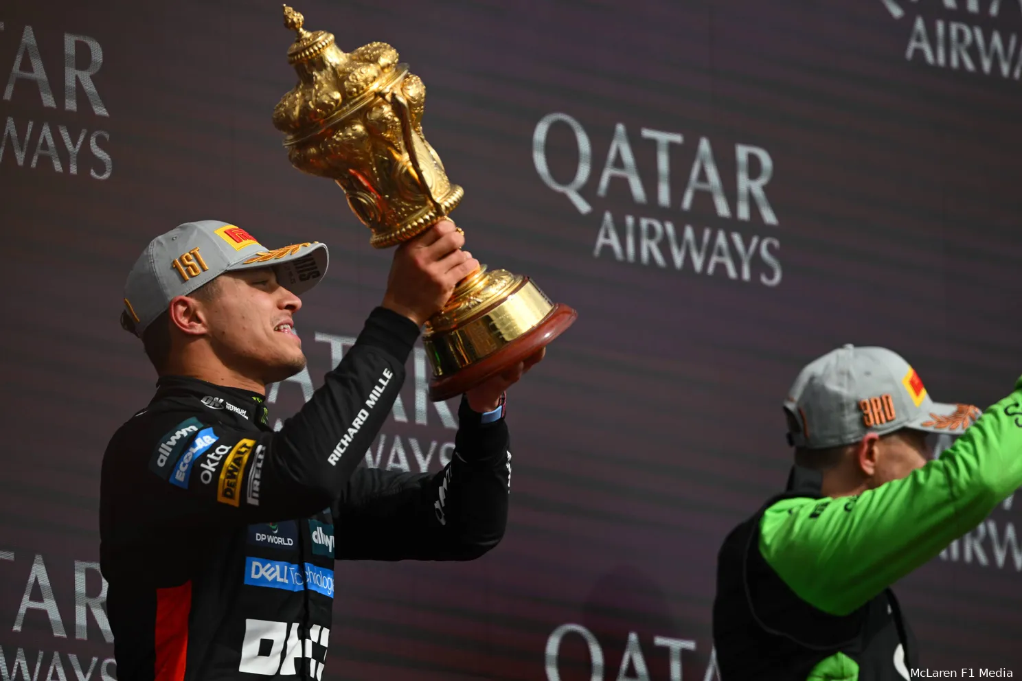 lando norris zondag silverstone mclaren win