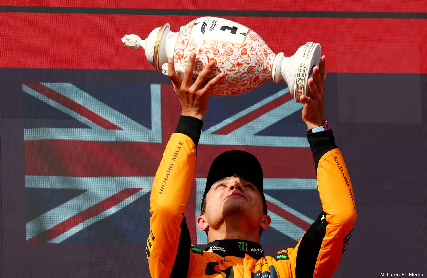 lando-norris-win-hongarije-2025