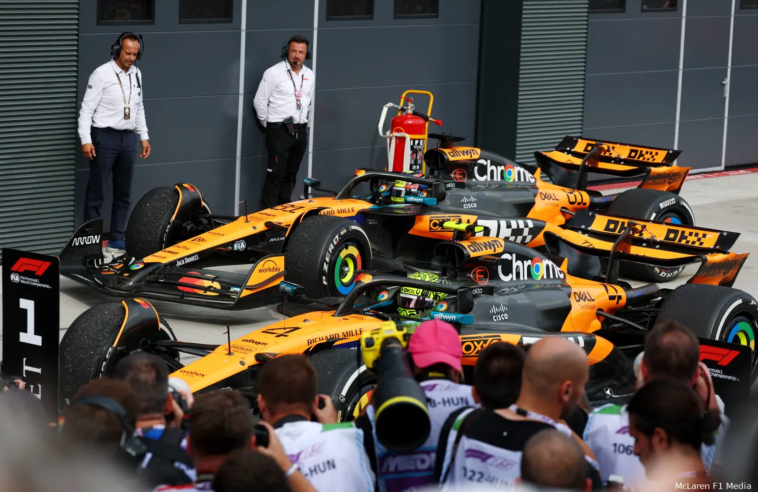 lando-norris-win-oscar-piastri-P2-hongarije-2025