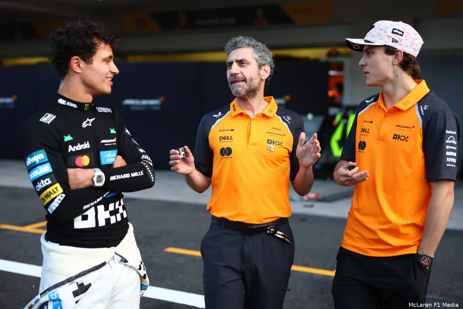 andrea-stella-oscar-piastri-lando-norris-mclaren-mexico-zondag-2025