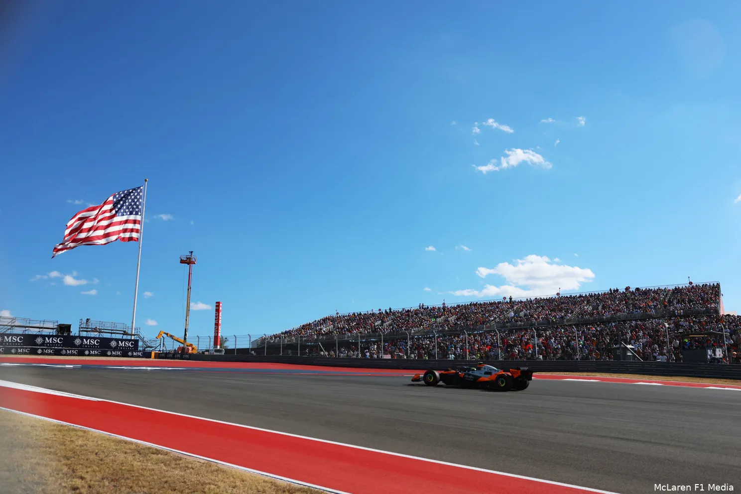 lando-norris-mclaren-cota-zaterdag-2025