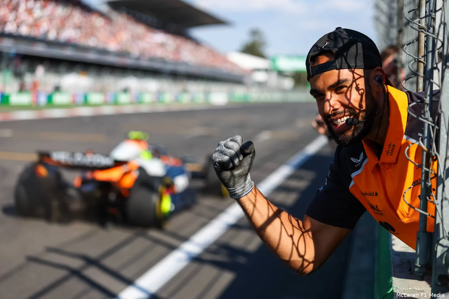 lando-norris-mclaren-mexico-zondag-2025