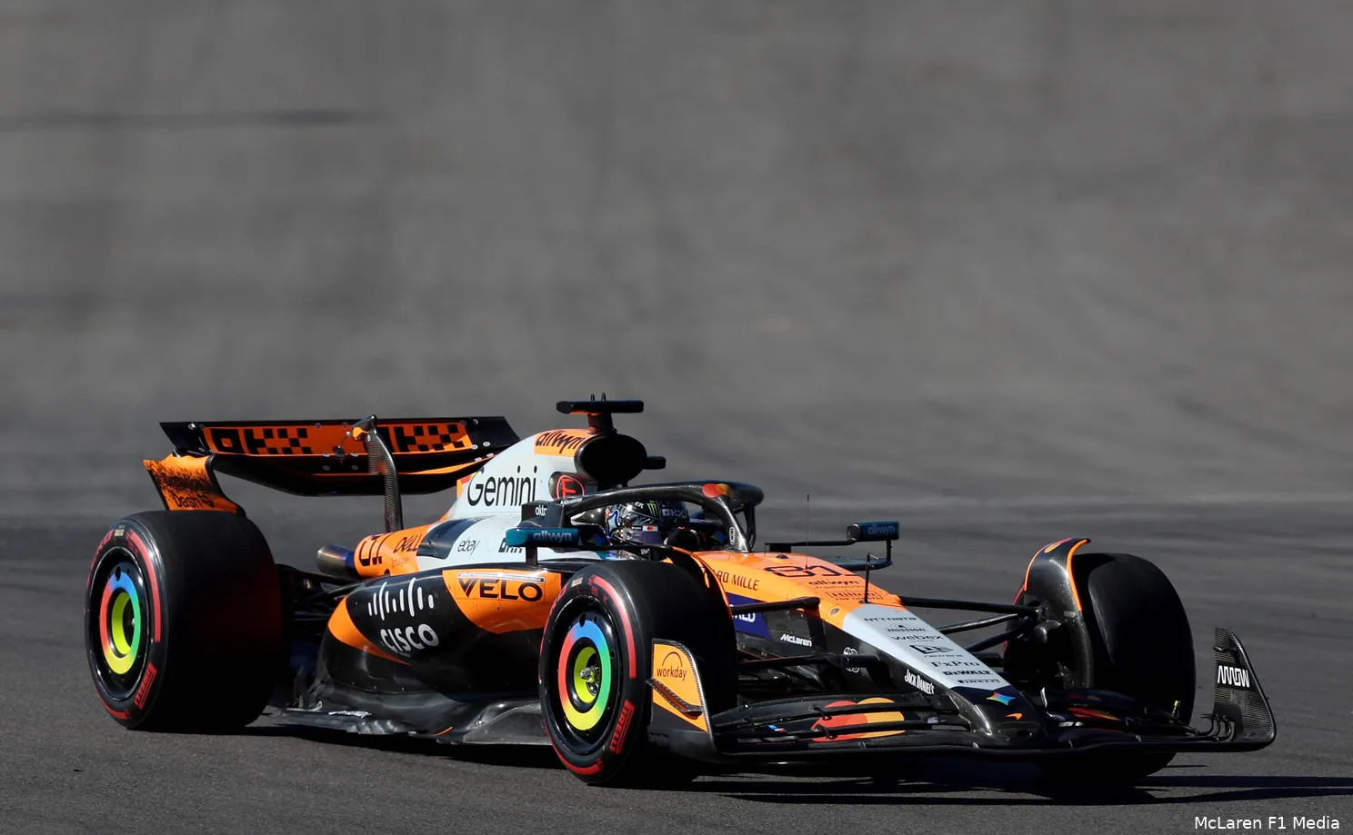 oscar-piastri-mclaren-cota-zondag-2025