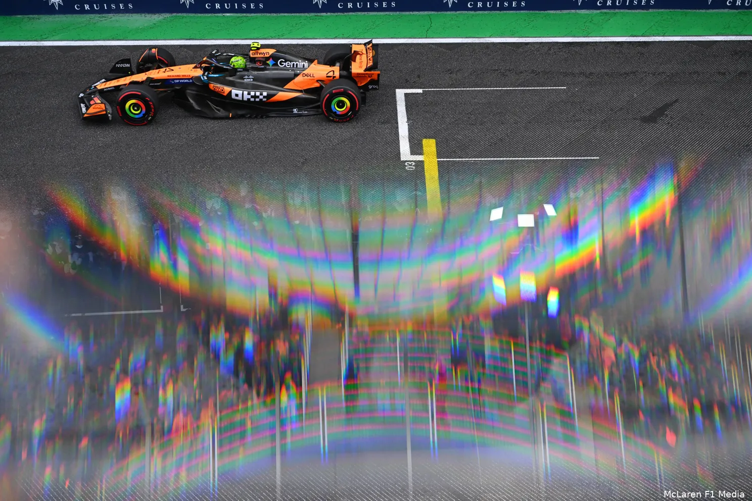 lando-norris-mclaren-gp-sao-paulo-brazilie-2025-zondag