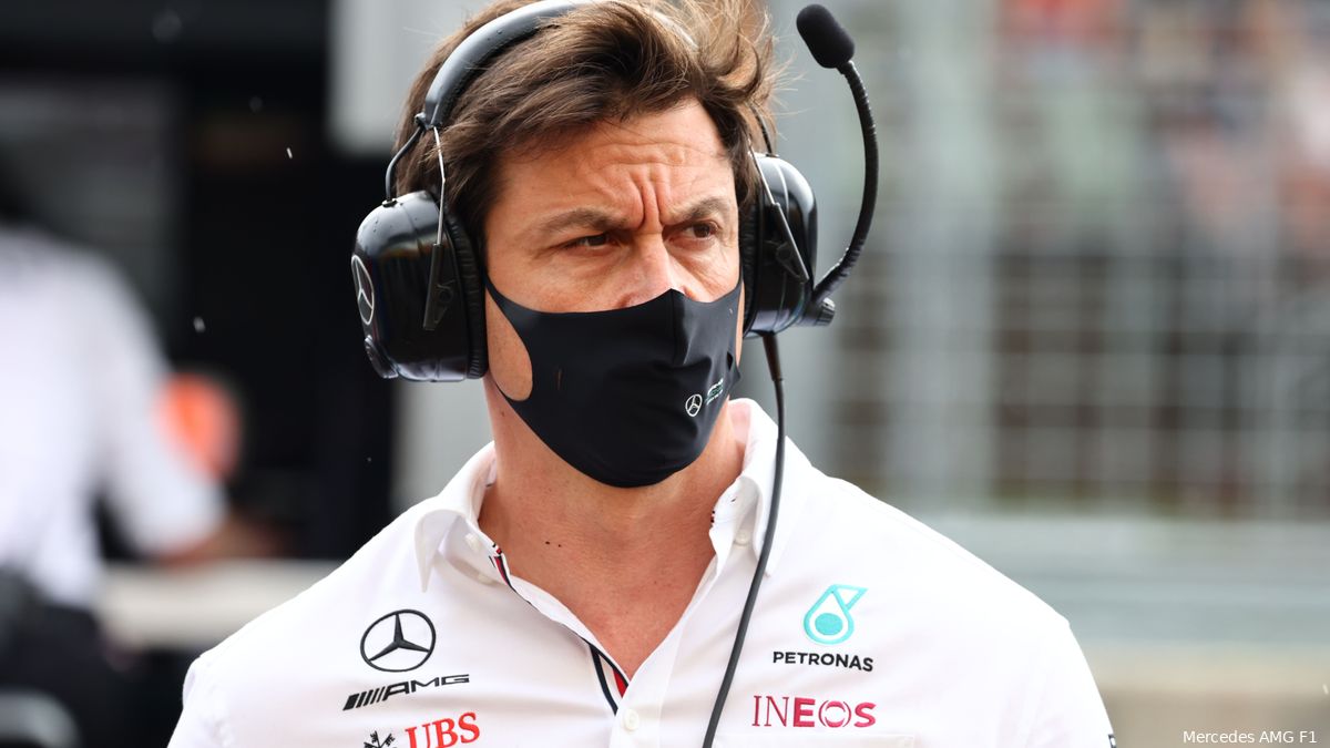 Wolff esulta dopo l’incidente di Verstappen a Silverstone: “Nessun rimpianto”