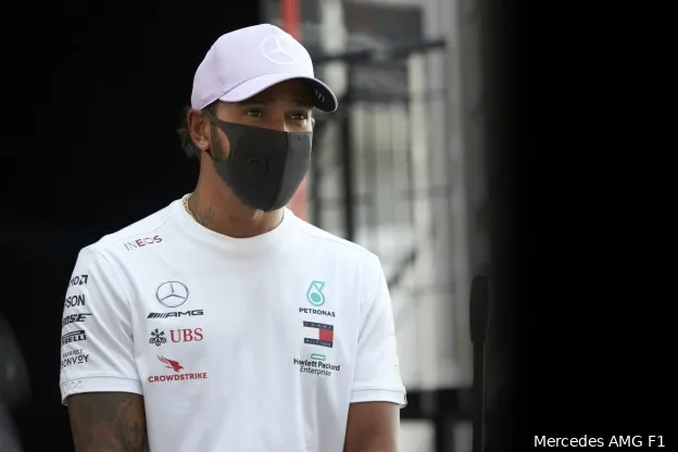 Hamilton op zoek naar perfecte focus: 'Het is nodig om verschillende ervaringen te hebben'