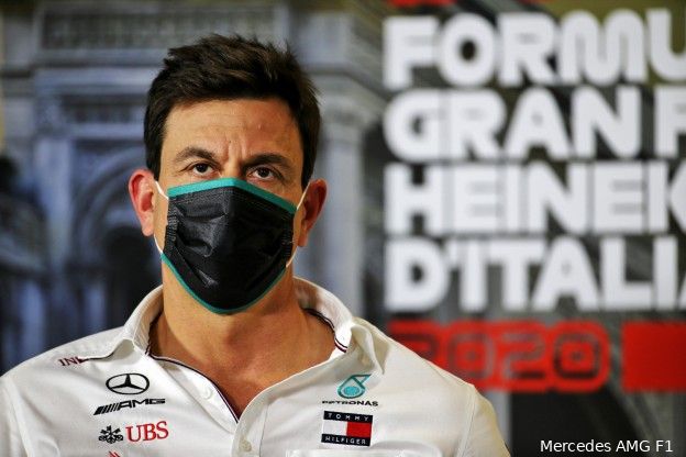 Wolff: 'Als Verstappen in Qatar gewonnen had, was het kampioenschap over'