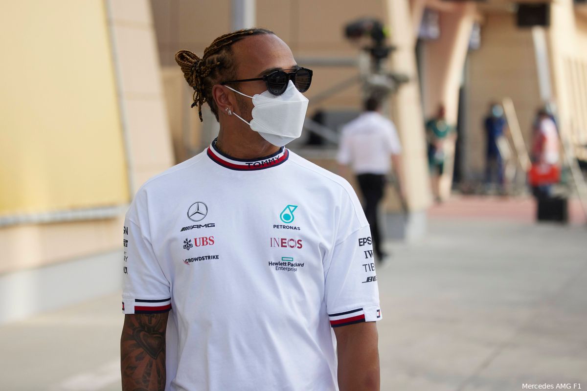 Hamilton hekelt zwaarder wordende Formule 1-bolides van 2022