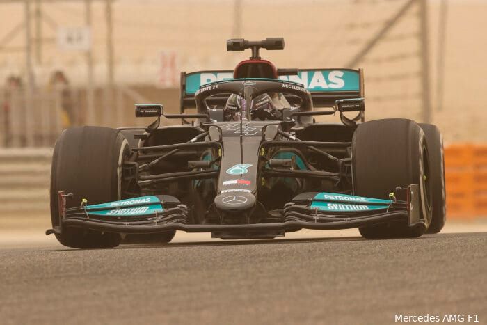 NB testdag 2 Bahrein | 'Met name Mercedes stelt écht teleur afgelopen dagen'