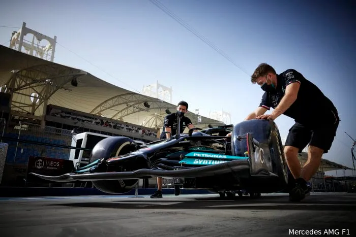 Mercedes: 'Toen durfden we nog niet eens te dromen over één titel'