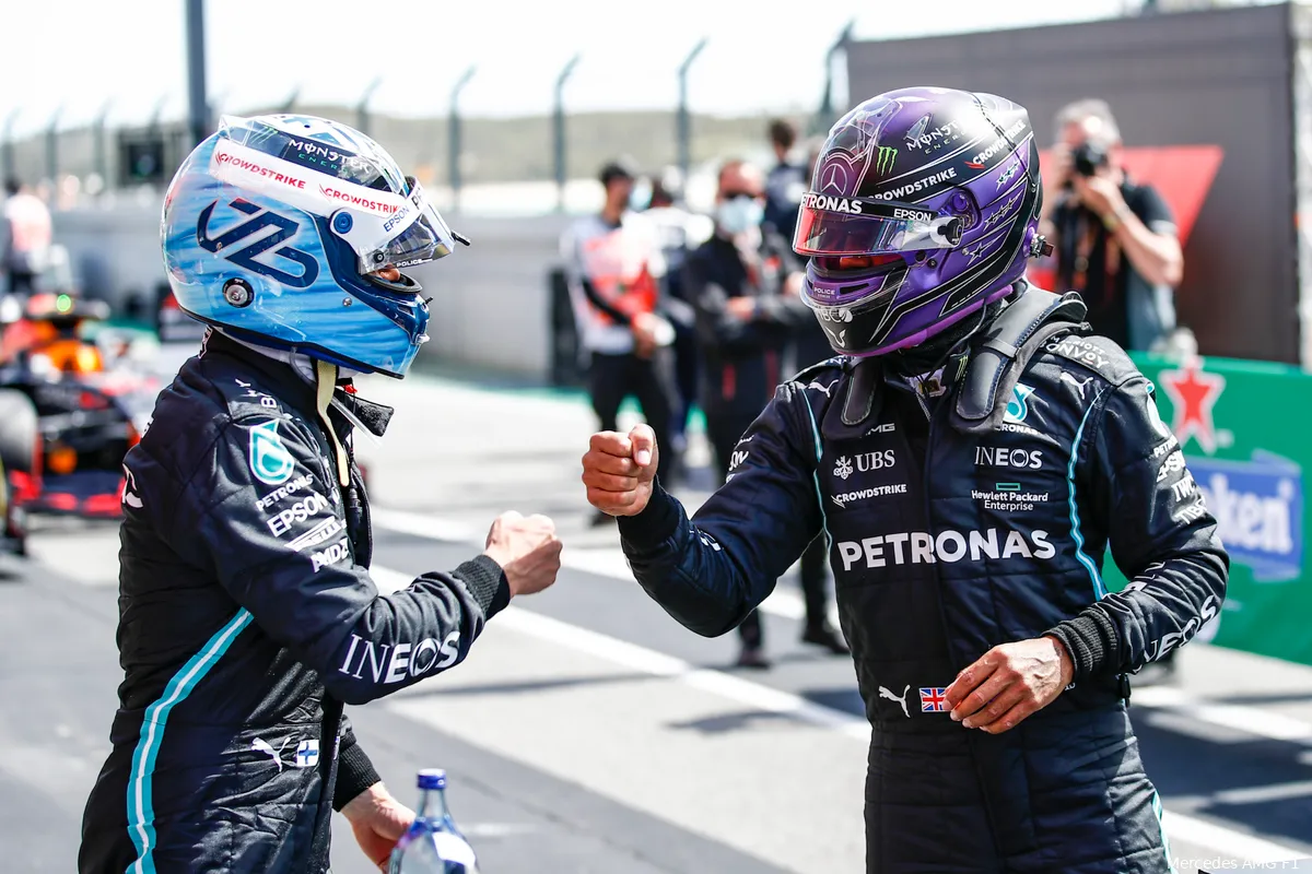 Hamilton: 'Bottas is de beste teamgenoot die ik ooit heb gehad'