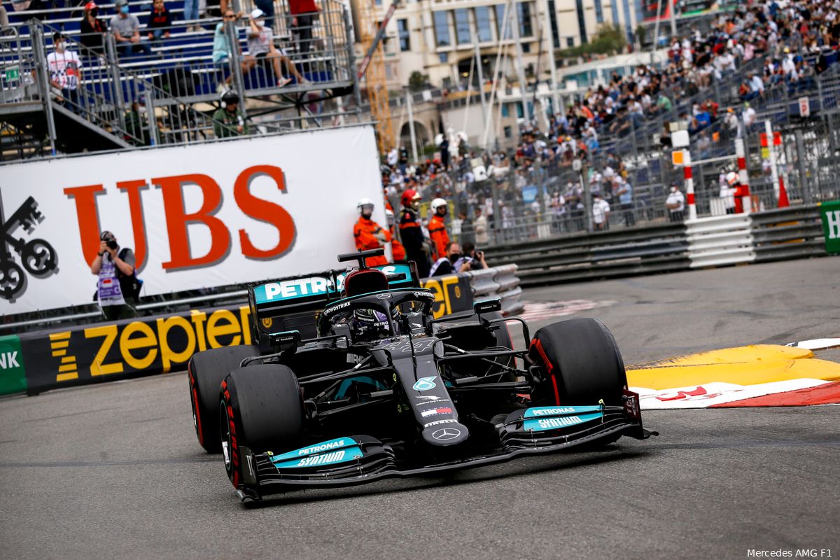 Mercedes kijkt op van problemen Hamilton: 'Zien niets in de setup om het te verklaren'