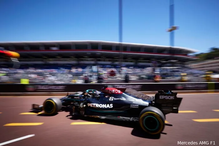 Palmer: 'Zeldzaam dat Hamilton zo zat te wijzen naar zijn strategen'