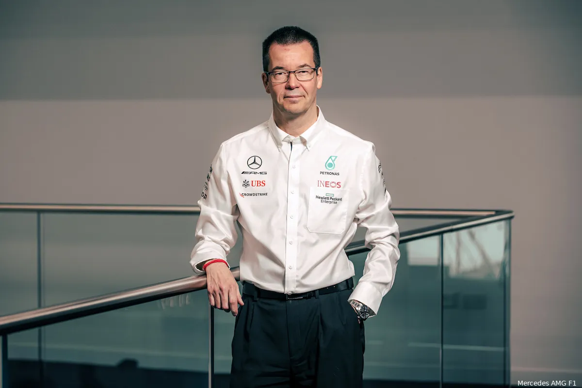 mike elliott mercedes