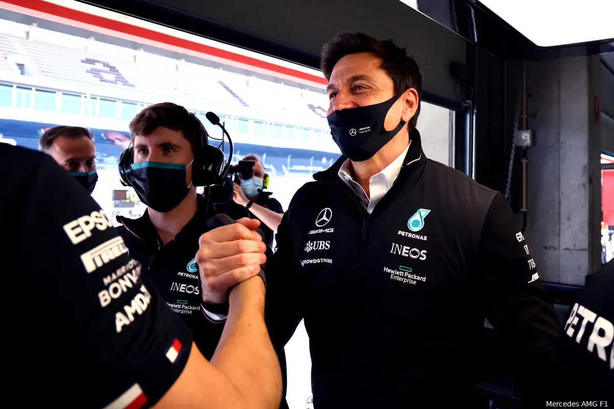 Van de Grint vermoedt oorzaak motorproblemen Mercedes
