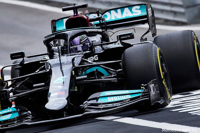 Palmer verbaasd door Mercedes-call: 'Gek dat Lewis Hamilton aan de kant moest'