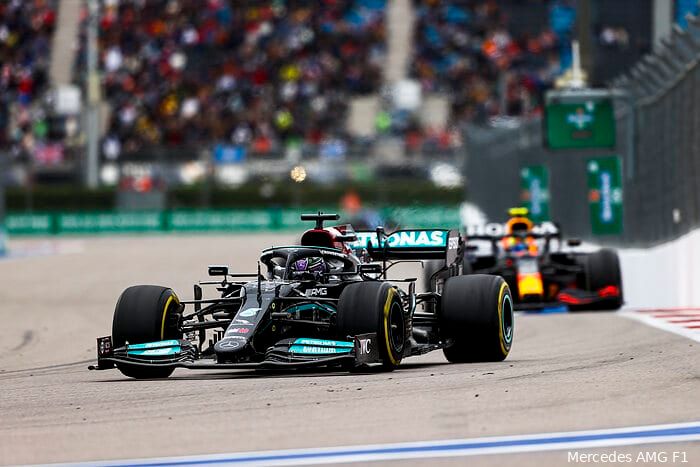 Mercedes erkent dreiging van Verstappen: 'We moeten op ons allerbest zijn'
