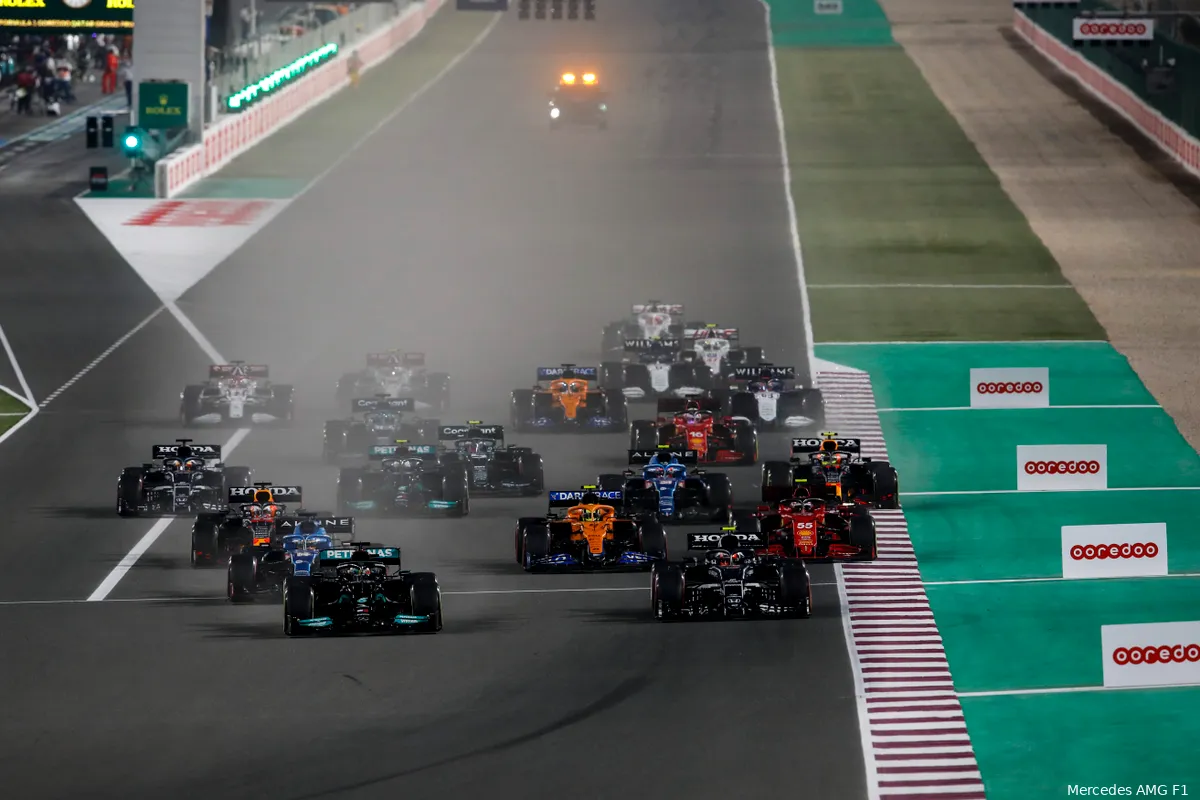 mercedes grid start qatar hamilton fia