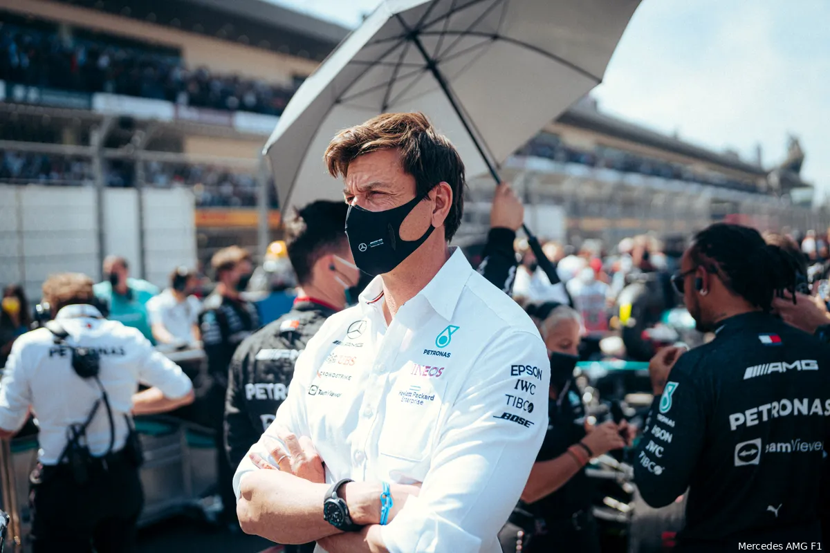 Wolff vreest voor herhaling Spa: 'Je ziet het bij Verstappen, hij is een klasse apart'